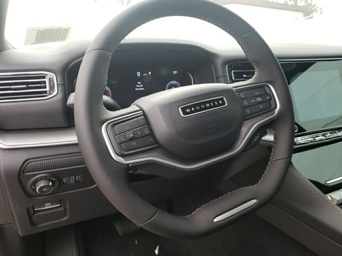 New 2025 Jeep Wagoneer Series II image 13