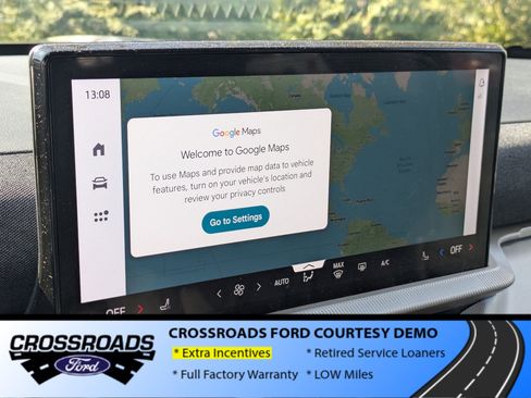 New 2025 Ford Explorer Active image 18