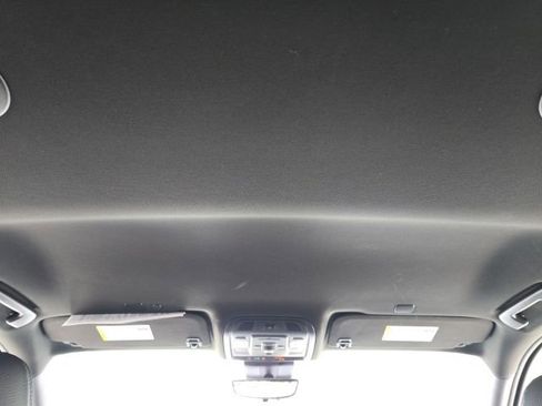 Used 2024 GMC Yukon XL Denali w/ Advanced Technology Package image 51