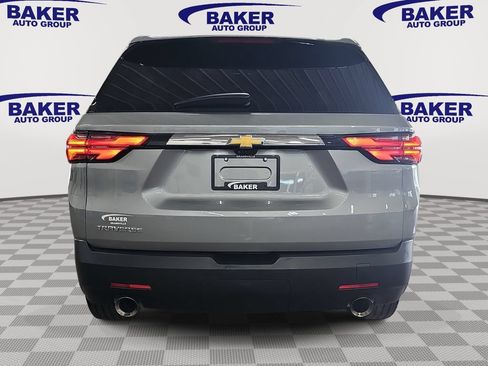 Used 2023 Chevrolet Traverse LT w/ LT Premium Package AWD/4WD image 6