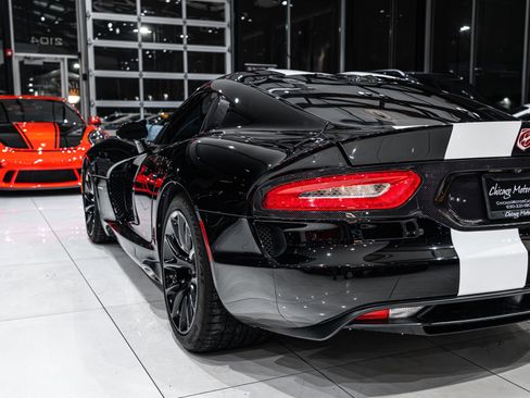 Used 2014 SRT Viper GTS w/ GTS Laguna Interior Package image 37