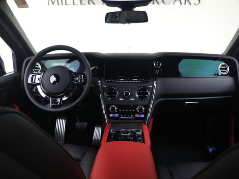 New 2026 Rolls-Royce Cullinan image 4