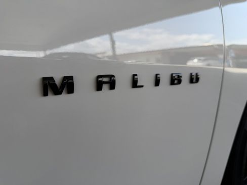 Used 2024 Chevrolet Malibu LT w/ Sport Edition FWD image 28