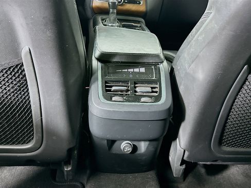 Used 2018 Volvo XC90 T6 Inscription w/ Convenience Package image 28