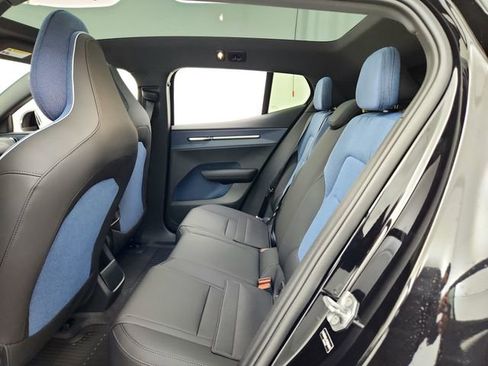 New 2026 Volvo EX30 Cross Country Ultra image 24