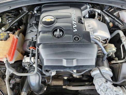 Used 2022 Chevrolet Camaro LT RWD image 29