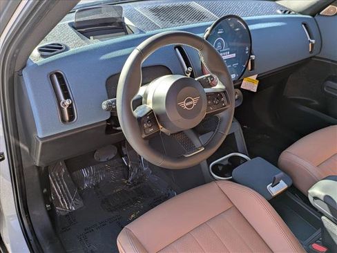 New 2025 MINI Cooper Countryman SE image 3