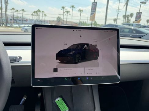 Used 2023 Tesla Model Y Long Range AWD/4WD image 14