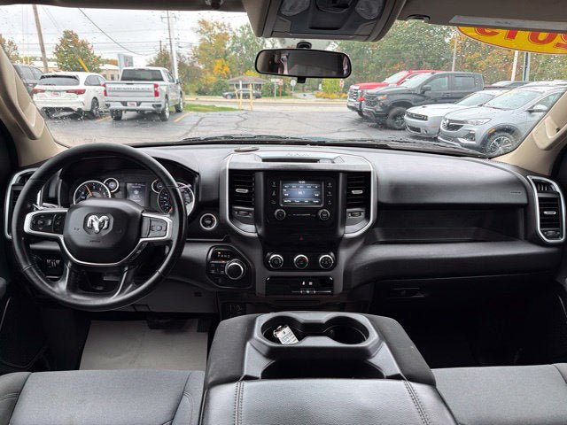 Used 2019 RAM 1500 Big Horn AWD/4WD image 19