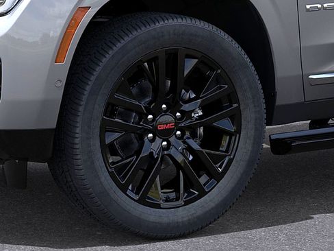New 2026 GMC Yukon XL Denali image 9