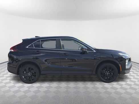 Used 2024 Mitsubishi Eclipse Cross LE AWD/4WD image 18