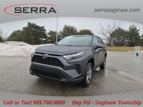 Used 2024 Toyota RAV4 XLE image 1