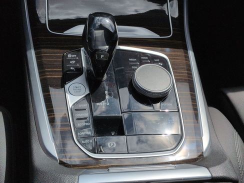 Used 2021 BMW X5 sDrive40i w/ Premium Package RWD image 26