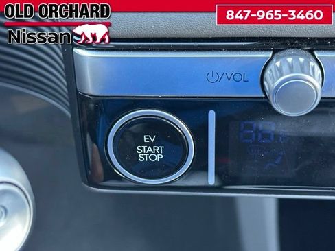Used 2024 Hyundai Ioniq 5 Limited AWD/4WD image 18