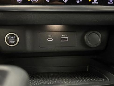Used 2021 Nissan Rogue SV AWD/4WD image 28