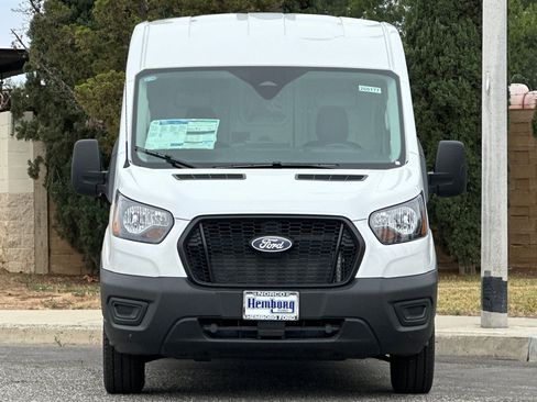 New 2026 Ford Transit 250 148 Medium Roof RWD image 9