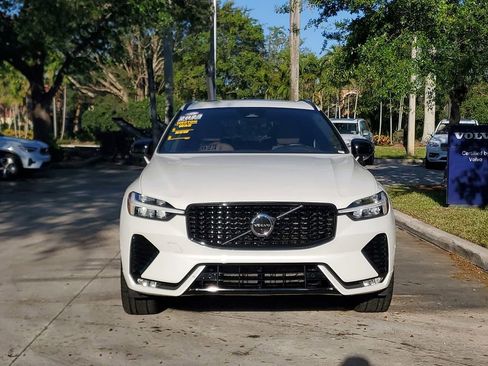 Certified 2023 Volvo XC60 B5 Plus w/ Protection Package Premier AWD/4WD image 2