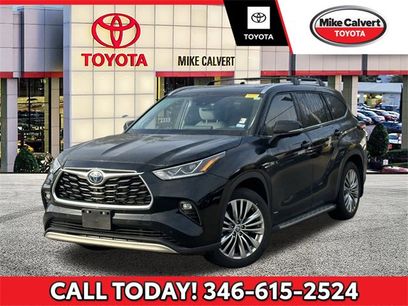Used 2024 Toyota Highlander Platinum
