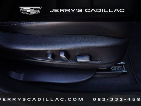 Certified 2025 Cadillac XT5 Premium Luxury image 24