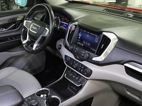 Used 2019 GMC Terrain SLT w/ Preferred Package image 28
