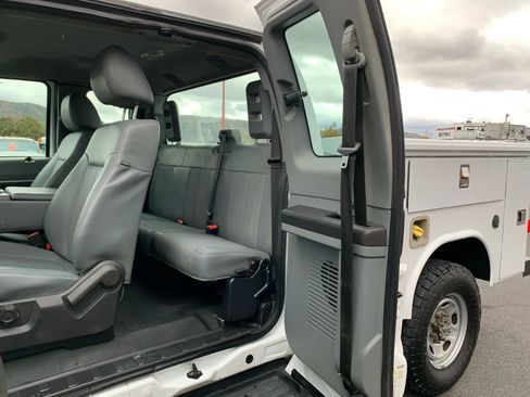 Used 2015 Ford F250 XL w/ Power Equipment Group image 26