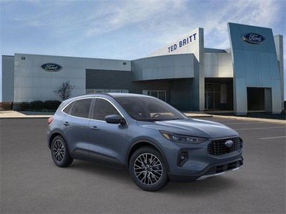 New 2026 Ford Escape SE w/ PHEV Premium Package