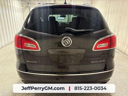 Used 2017 Buick Enclave Convenience w/ Trailering Package FWD image 4