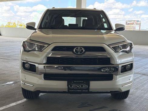 Used 2018 Toyota 4Runner Limited AWD/4WD image 27