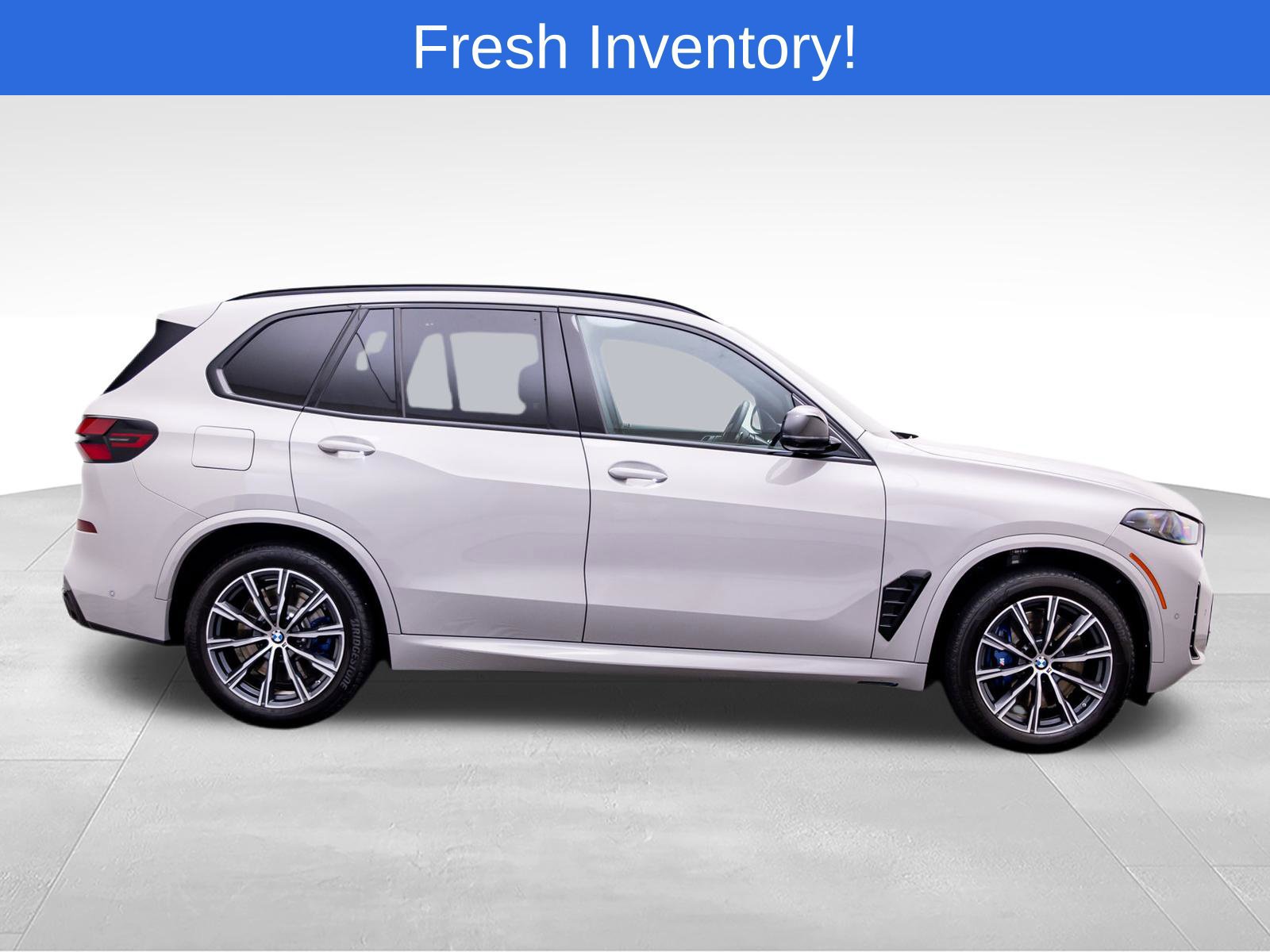 Certified 2025 BMW X5 M60i AWD/4WD image 6
