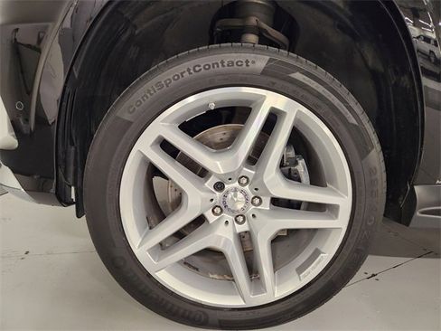 Used 2015 Mercedes-Benz GL 550 4MATIC image 8