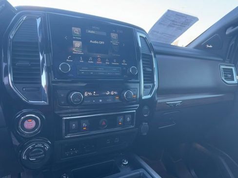 Used 2021 Nissan Titan Platinum Reserve w/ Moonroof Package image 18