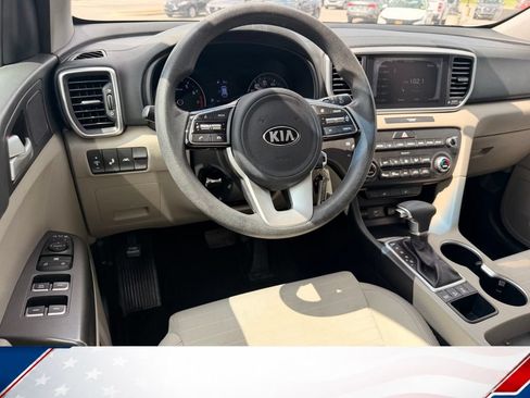 Used 2021 Kia Sportage LX w/ LX AWD Popular Package image 6