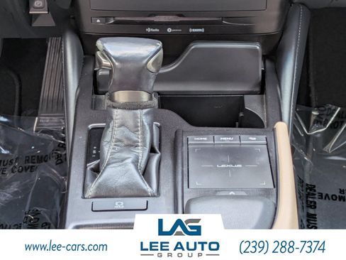 Used 2019 Lexus ES 350 w/ Accessory Package 2 FWD image 16