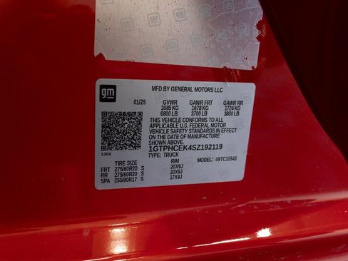 Used 2025 GMC Sierra 1500 Elevation image 36