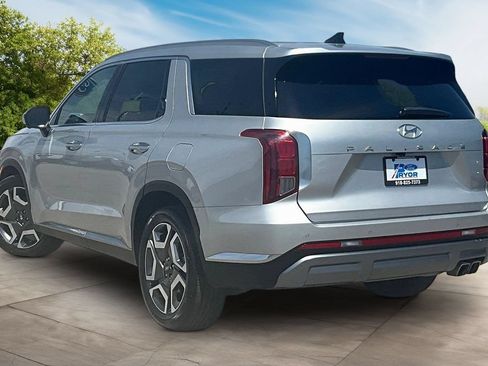 Used 2024 Hyundai Palisade Limited FWD image 12