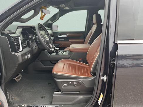 Used 2025 GMC Sierra 1500 Denali Ultimate AWD/4WD image 39