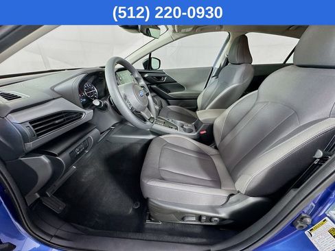 Used 2025 Subaru Crosstrek 2.0i Premium image 25