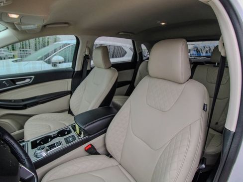 Used 2023 Ford Edge Titanium AWD/4WD image 14