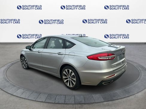 Used 2020 Ford Fusion SE AWD/4WD image 4