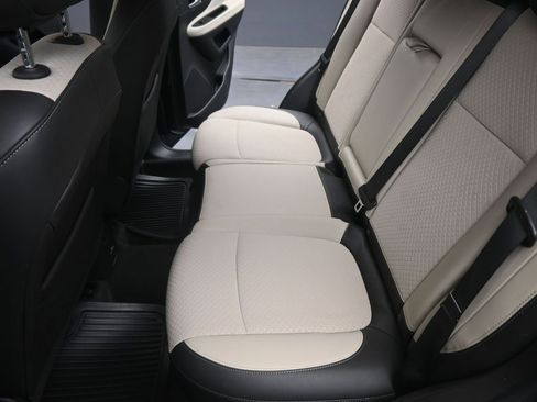 Used 2022 Buick Encore Preferred w/ Safety Package image 13