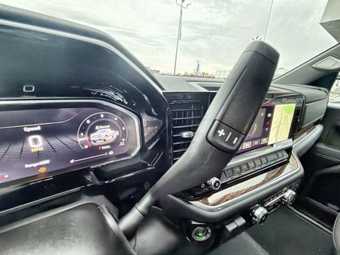 New 2026 GMC Sierra 1500 SLE image 22