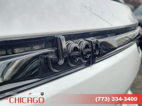 New 2026 Jeep Grand Cherokee Laredo image 6