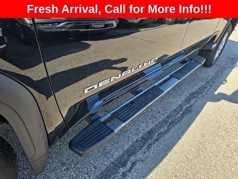 Used 2021 GMC Sierra 2500 Denali w/ Denali Ultimate Package AWD/4WD image 24