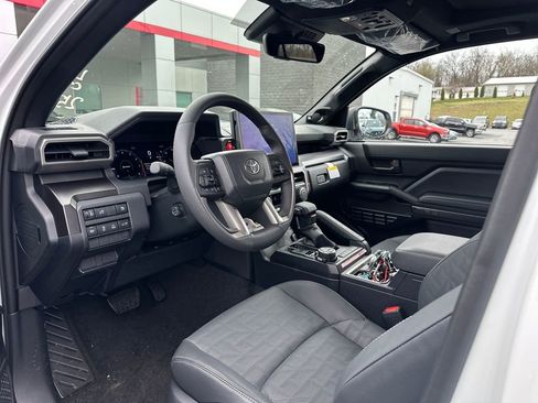 Used 2026 Toyota 4Runner TRD Off-Road Premium AWD/4WD image 9