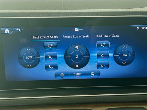 Used 2026 Mercedes-Benz GLS 450 4MATIC image 20