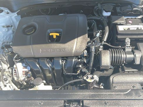 Used 2024 Kia Forte LXS FWD image 18