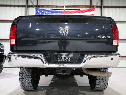 Used 2016 RAM 2500 SLT w/ Luxury Group AWD/4WD image 9