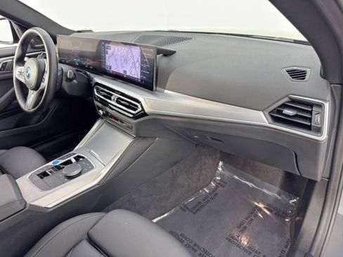 Used 2023 BMW i4 eDrive40 w/ M Sport Package image 15