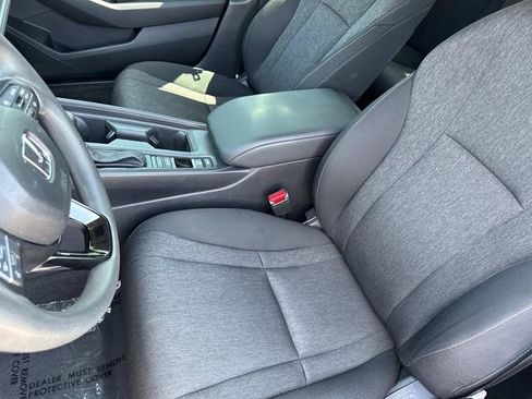 Certified 2023 Honda Accord EX image 19
