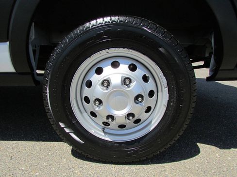 Used 2023 Ford Transit 250 Medium Roof AWD w/ Load Area Protection Package image 11